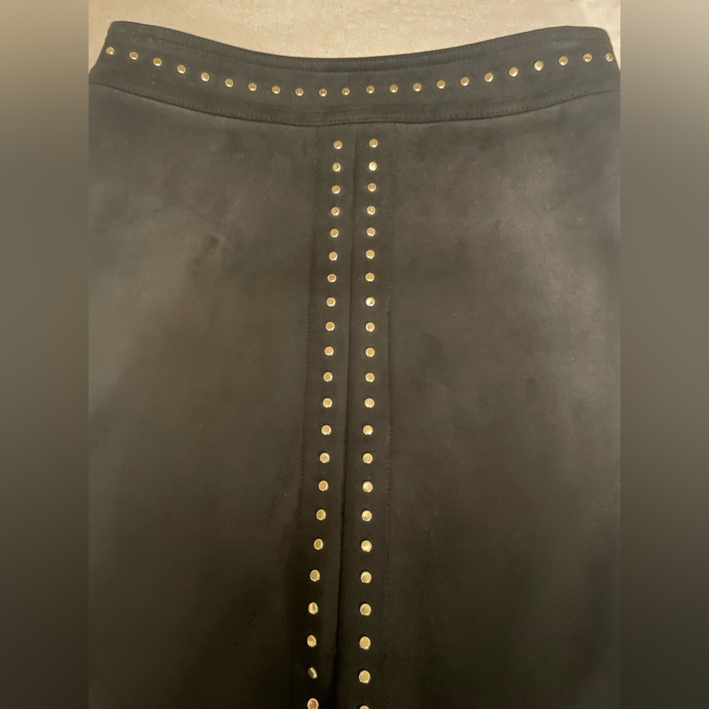 WHBM Black Studded Pencil Skirt Front Slit Gold Studs Size 0 - Picture 8 of 10